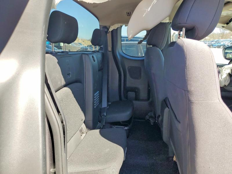 2023 Nissan Frontier S