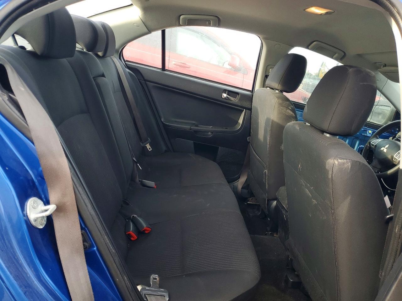 2015 Mitsubishi Lancer se