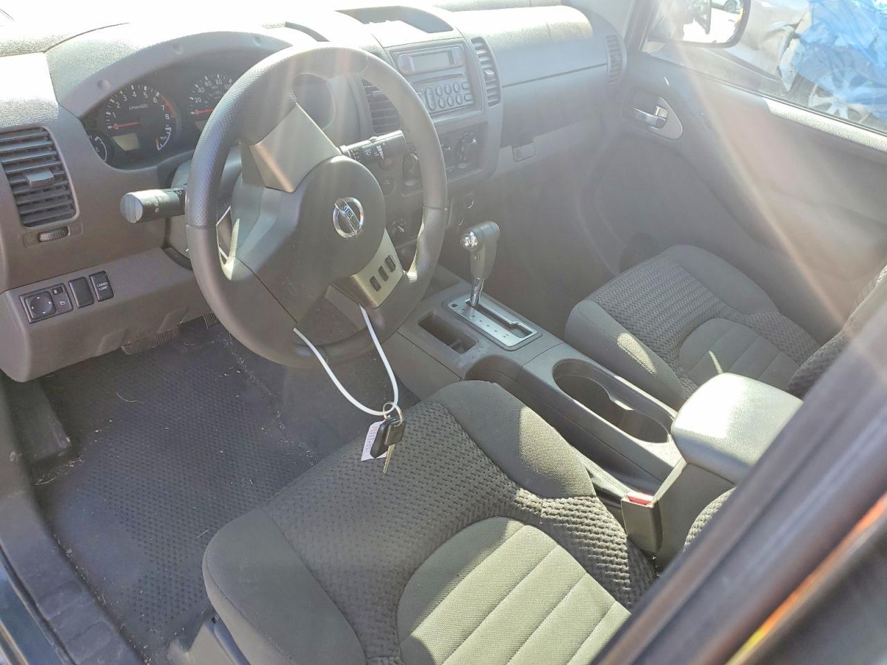 2006 Nissan Frontier SE