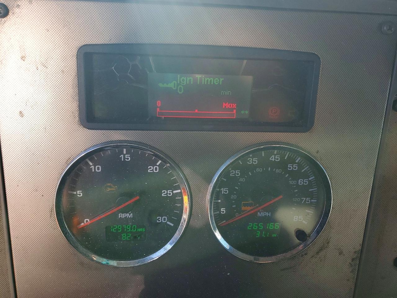 2014 Kenworth T370 BOX Truck