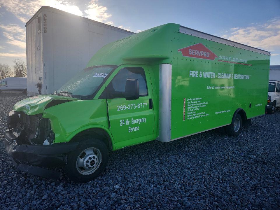 2017 GMC Savana Delivery Truck