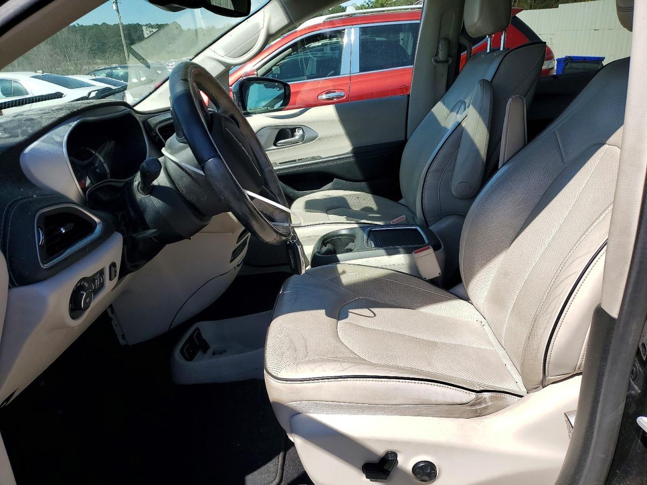 2018 Chrysler Pacifica Hybrid Limited