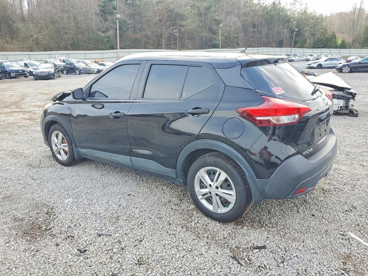2019 Nissan Kicks s