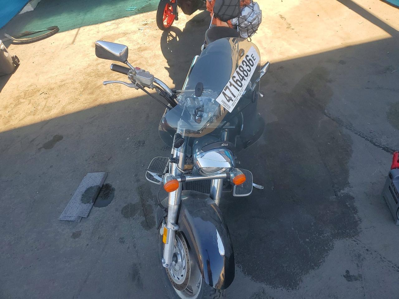 2005 Honda VTX1300 R