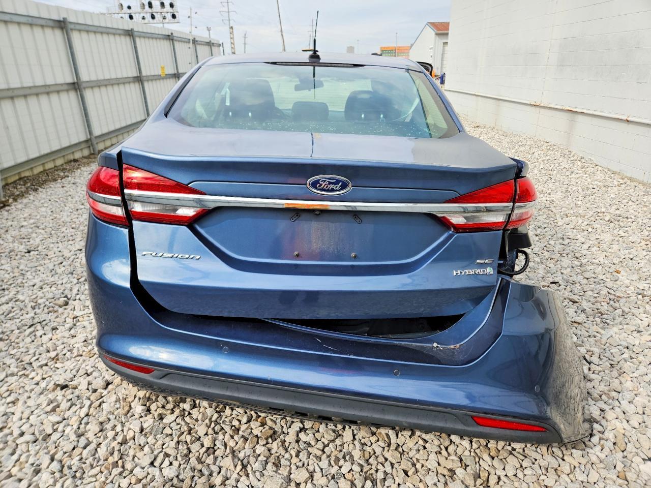 2018 Ford Fusion se Hybrid