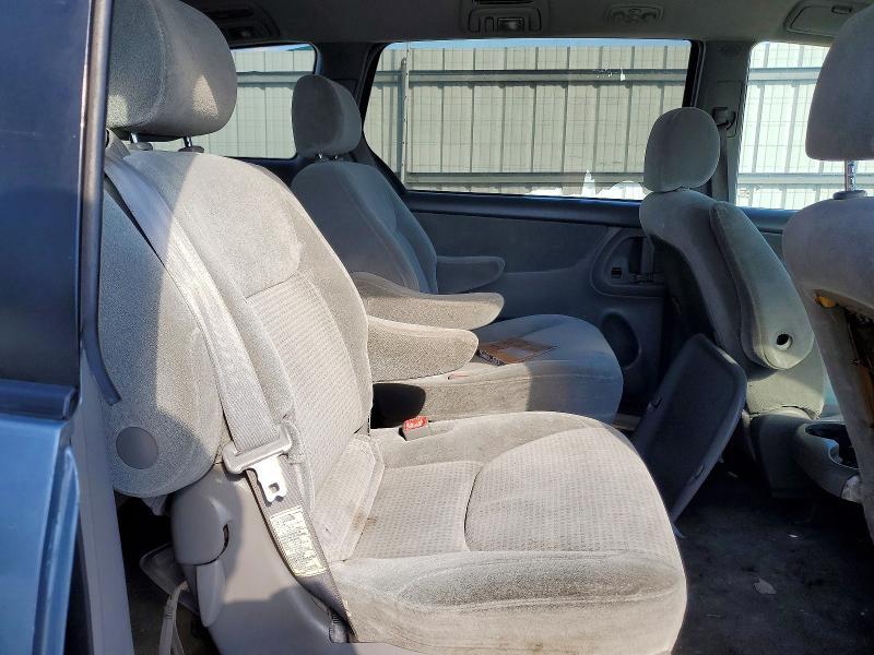2007 Toyota Sienna ce 7-passenger