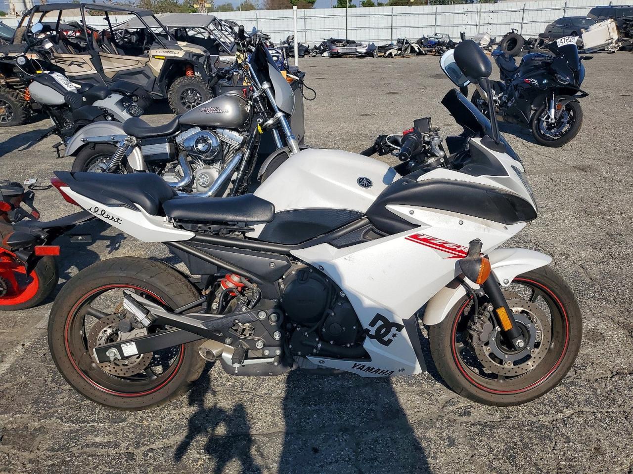 2012 Yama FZ6 RC