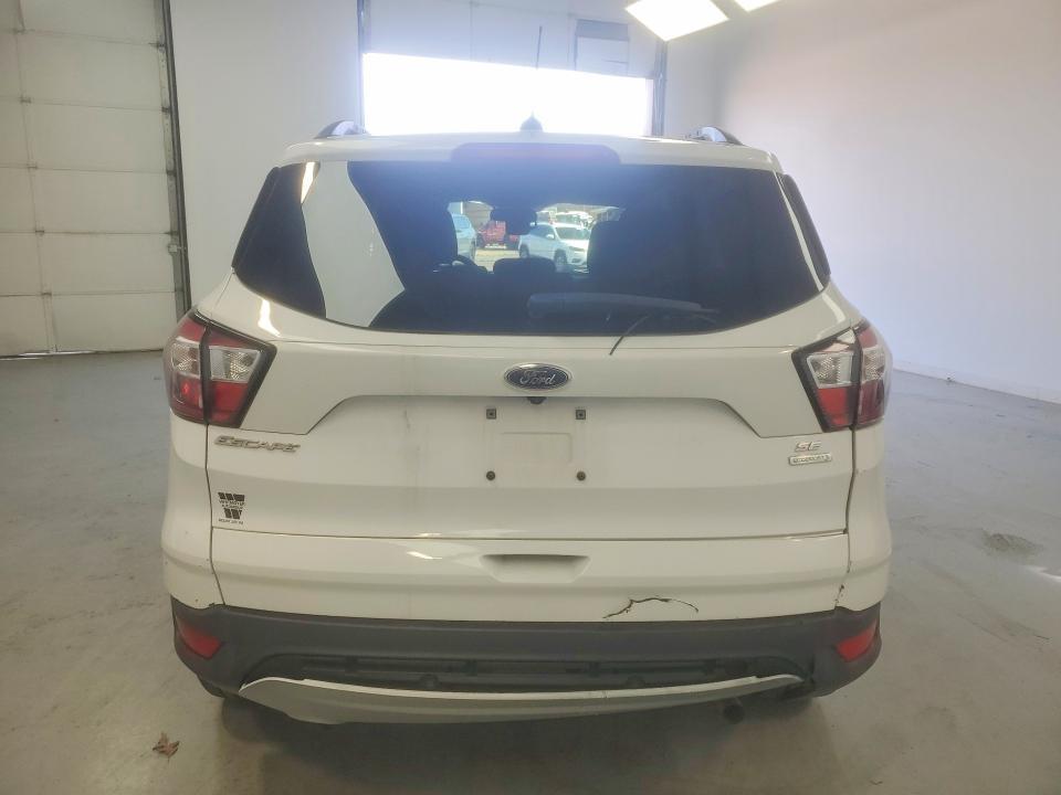 2018 Ford Escape se