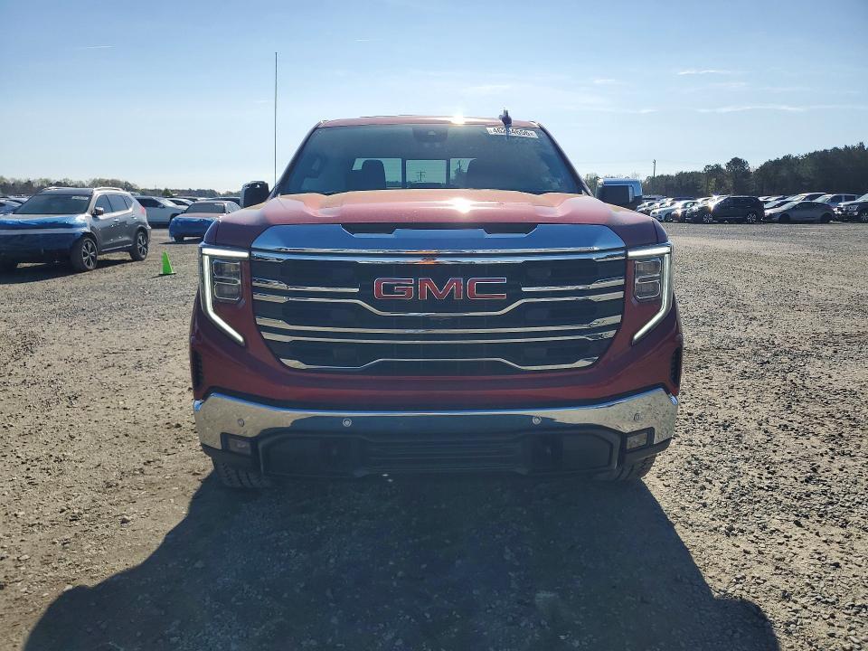 2025 GMC Sierra K1500 SLT