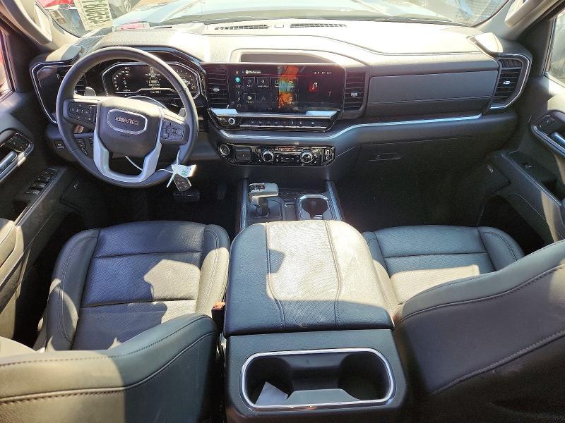 2025 GMC Sierra K1500 SLT