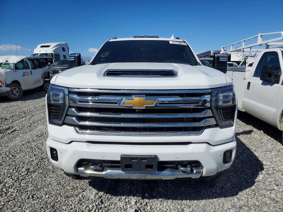 2024 Chevrolet Silverado K3500 High Country