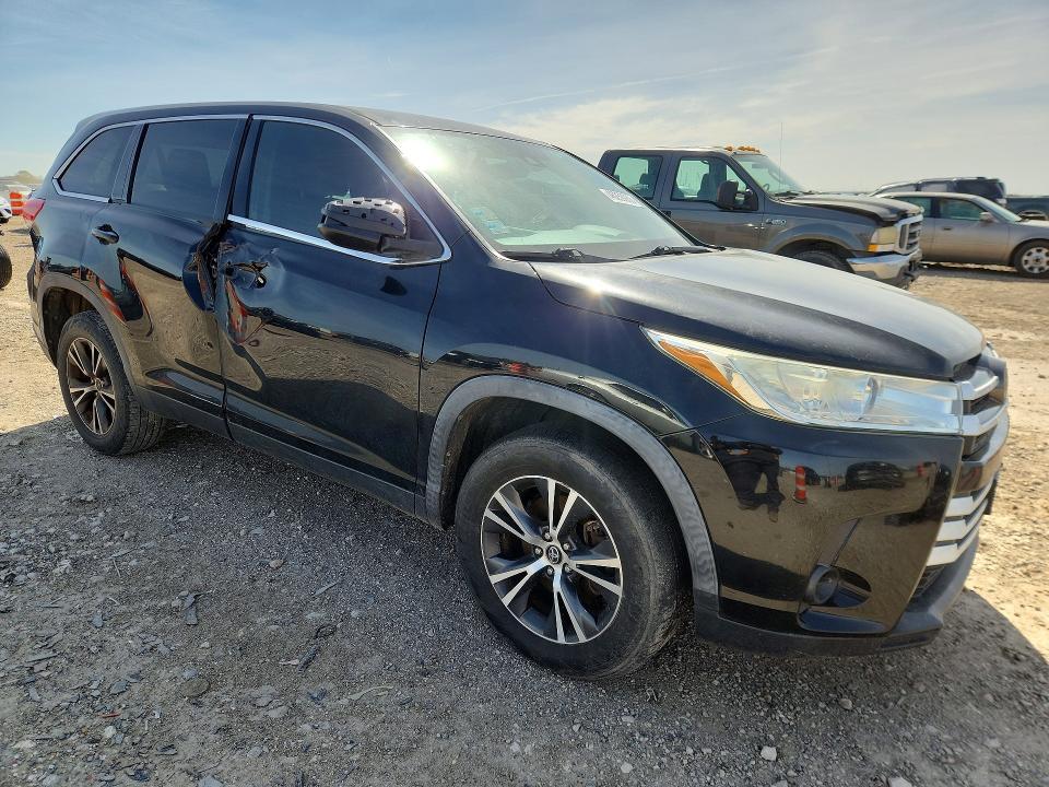 2019 Toyota Highlander le
