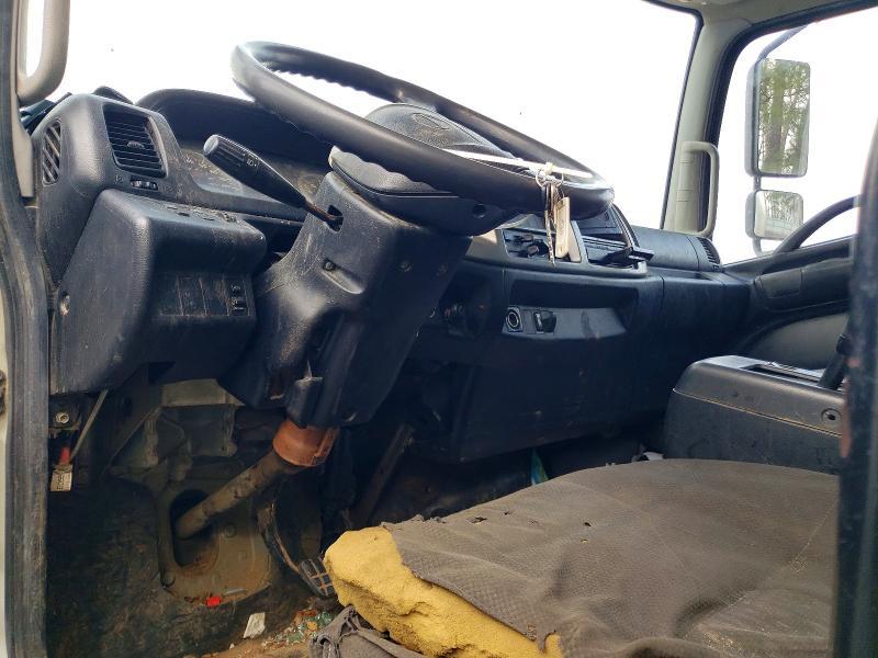 2013 Hino 258/268 BOX Truck