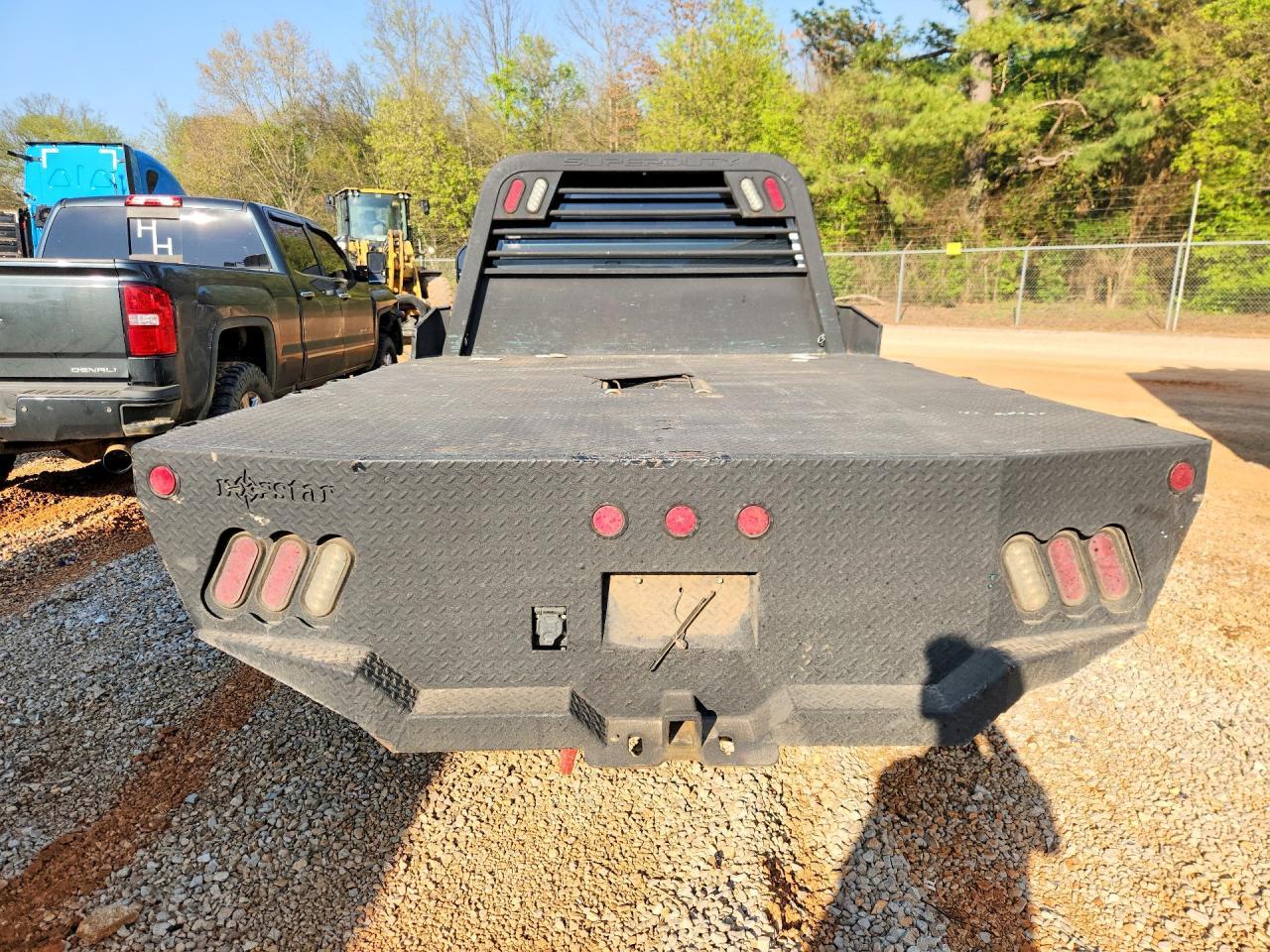 2017 Ford F550 Super Duty Flatbed Truck