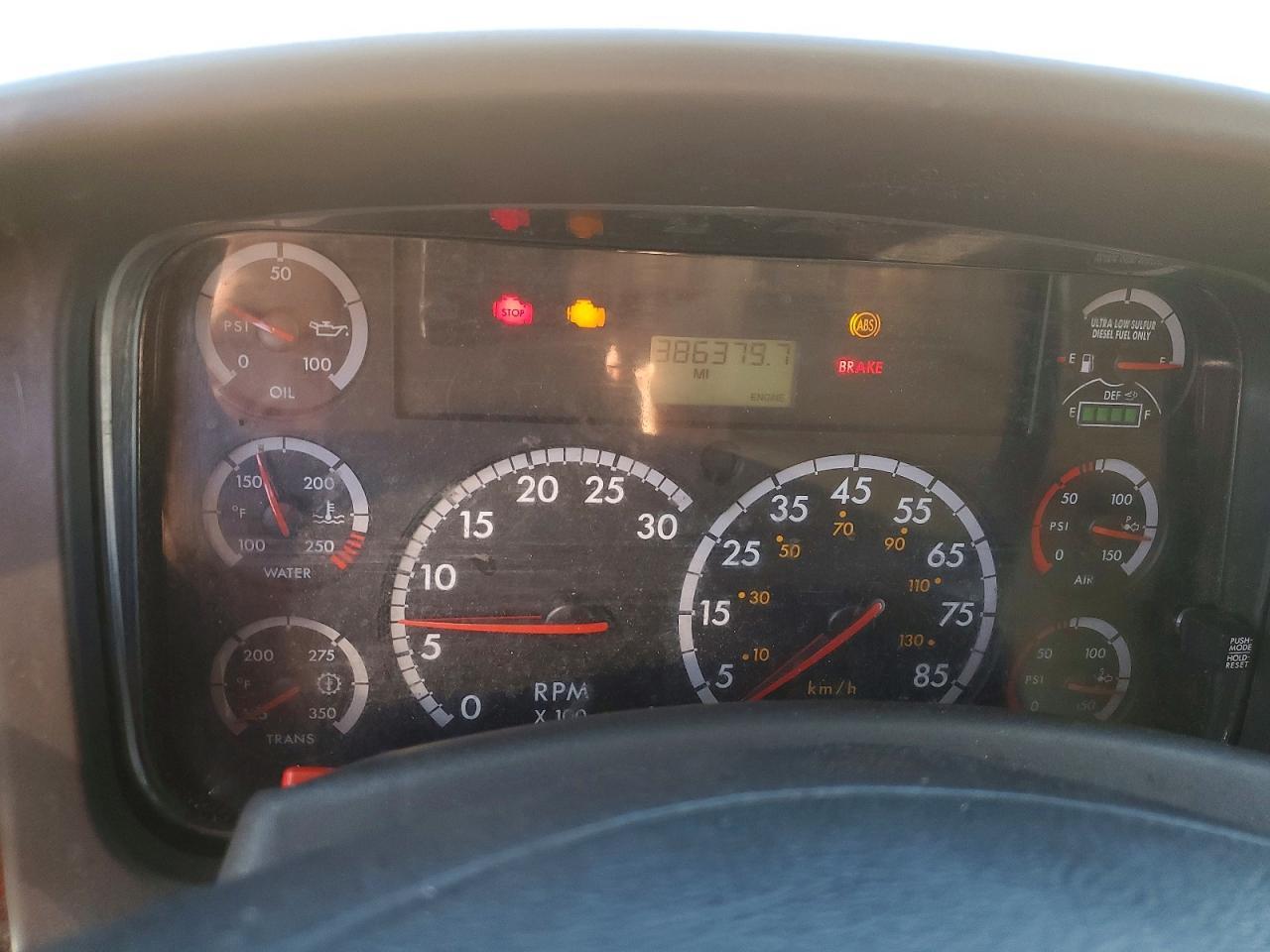 2014 Freightliner Business Class M2 Refrigerated B