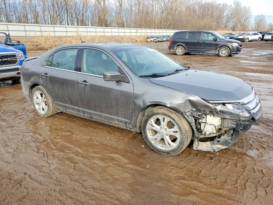 2012 Ford Fusion se