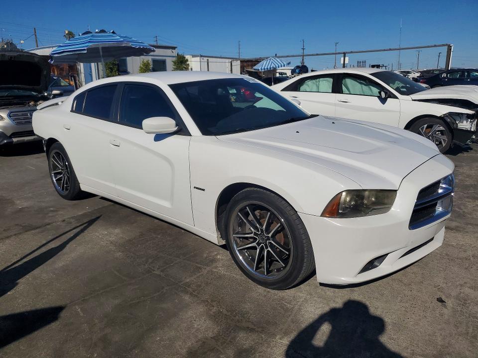 2013 Dodge Charger r