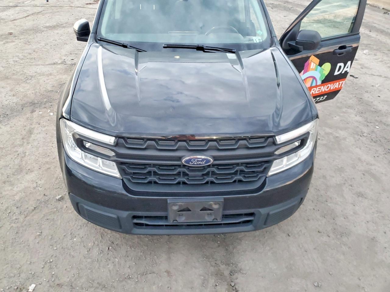 2022 Ford Maverick XL