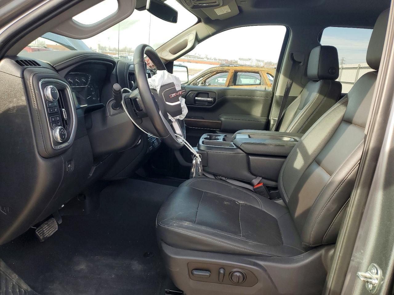 2022 GMC Sierra Limited K1500 SLT