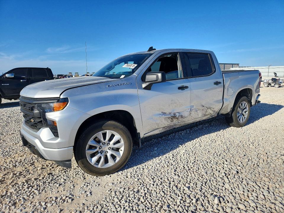 2022 Chevrolet Silverado C1500 Custom