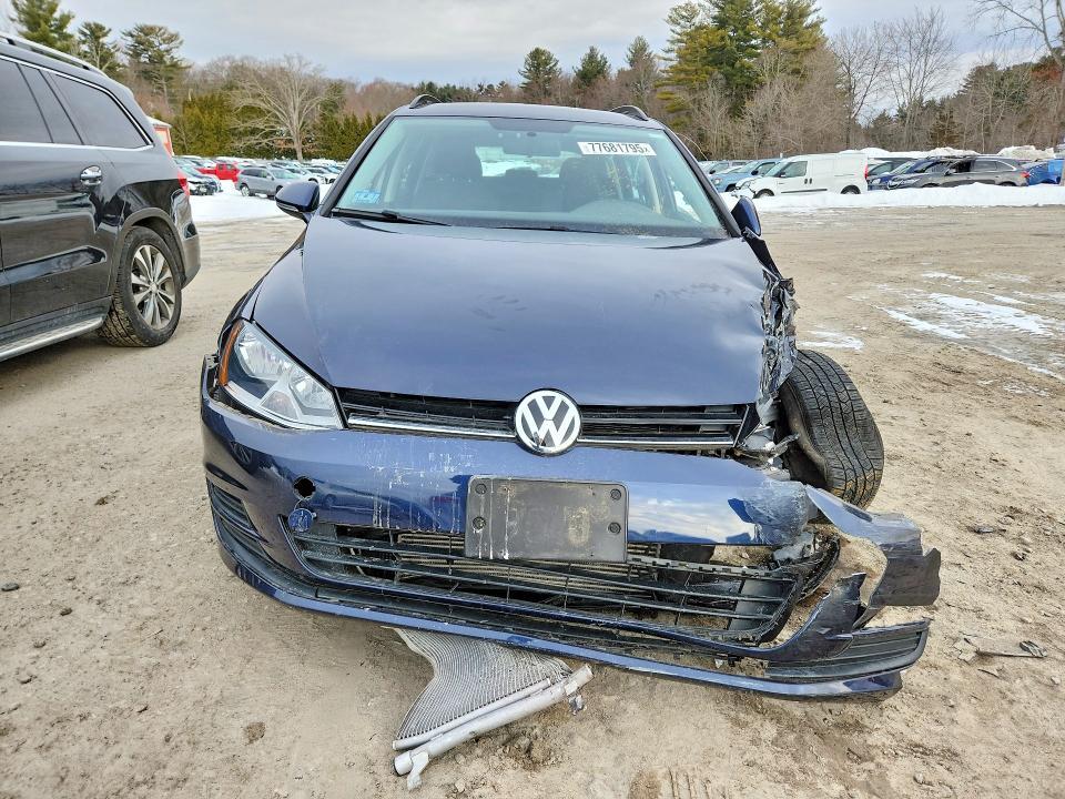 2017 Volkswagen Golf Sportwagen s