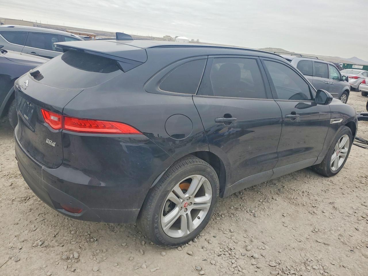 2017 Jaguar F-pace Premium