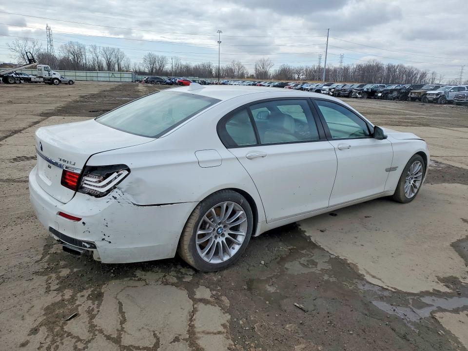 2013 BMW 740 lxi