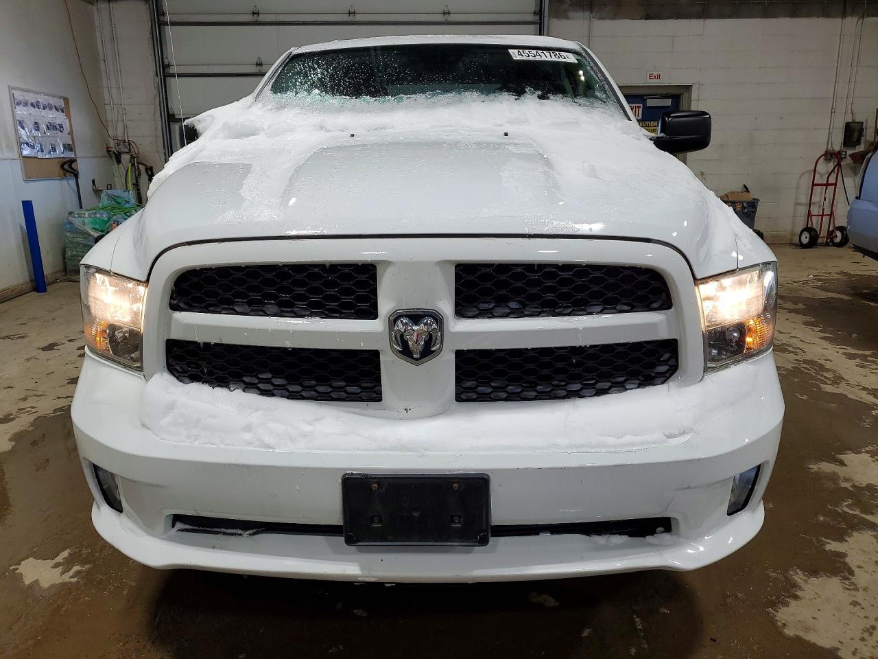 2015 Dodge RAM 1500 ST