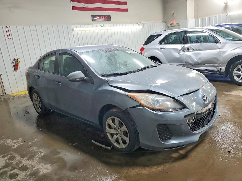 2013 Mazda 3 I