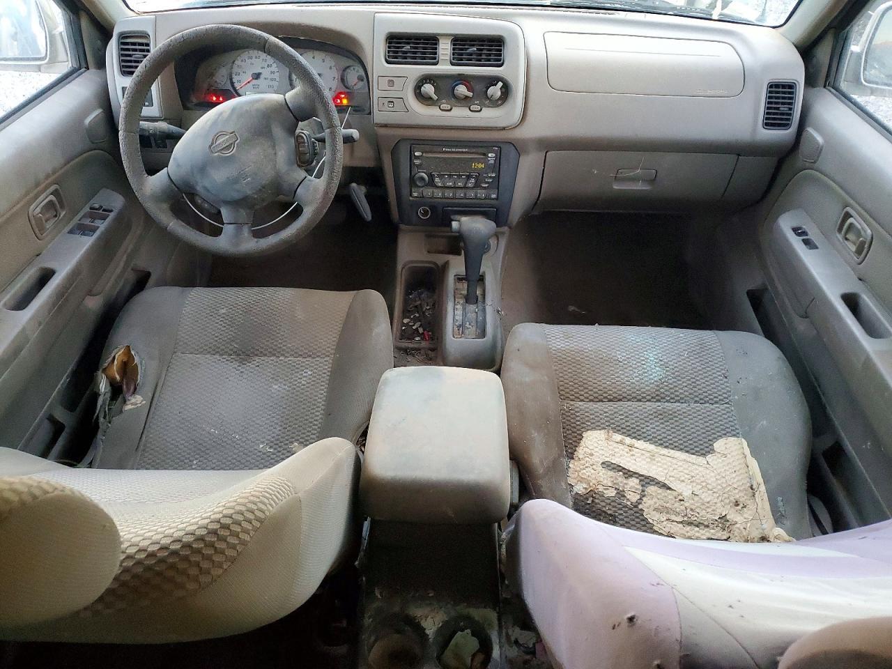 2001 Nissan Frontier XE