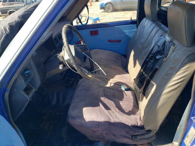 1984 Toyota Pickup Base