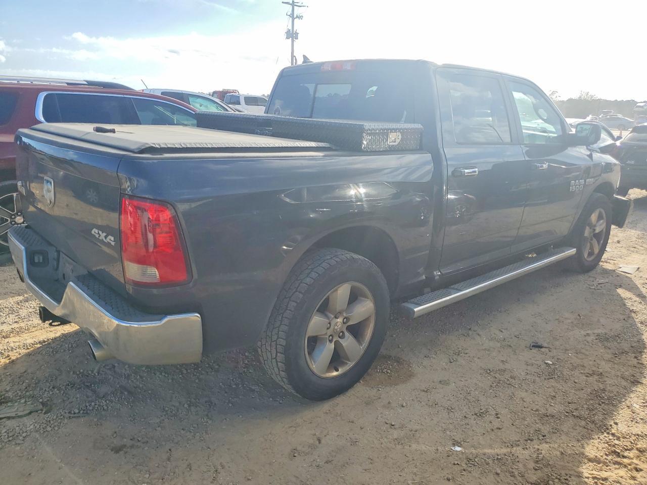 2014 Dodge RAM 1500 SLT