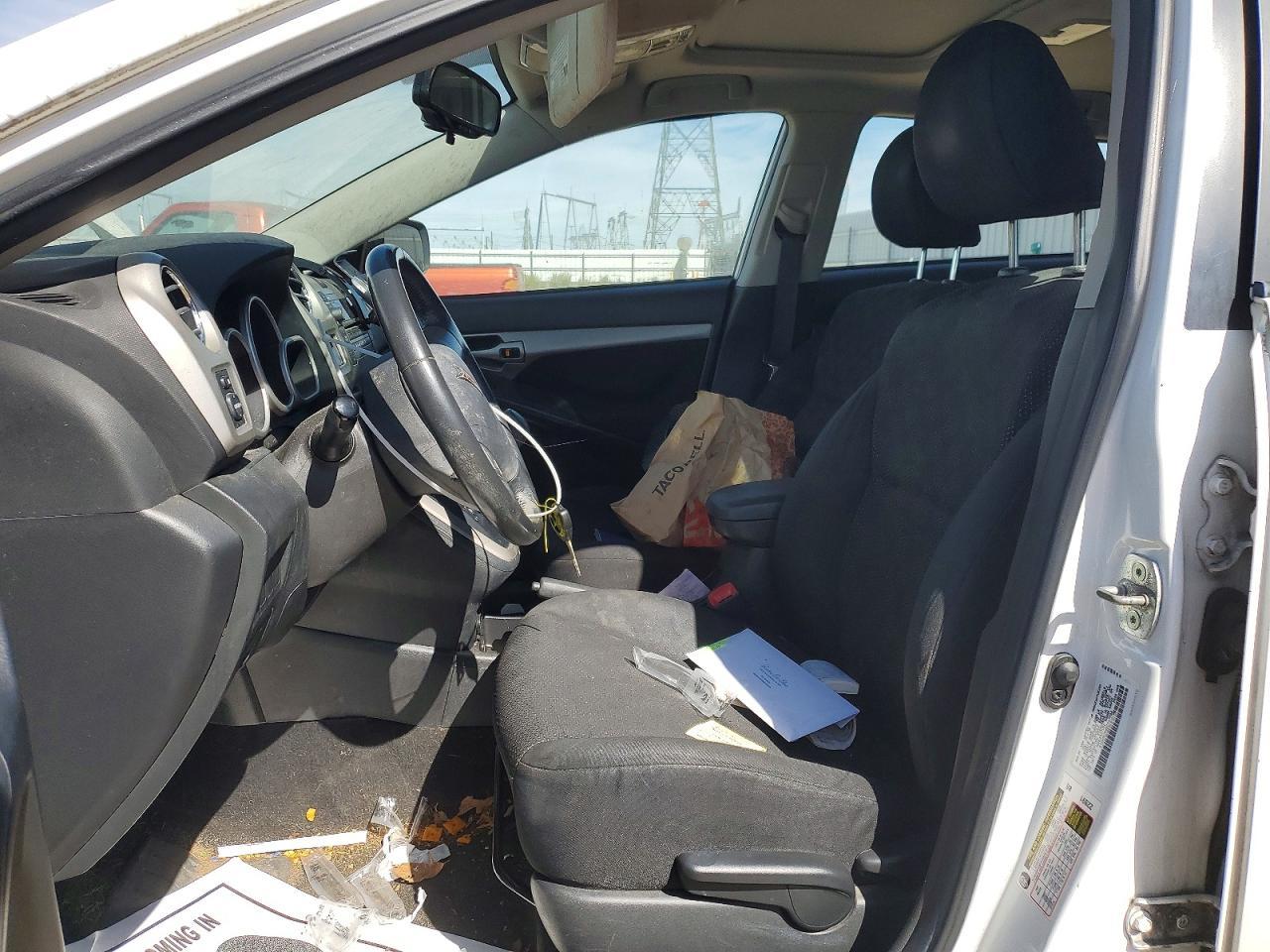 2009 Pontiac Vibe Base