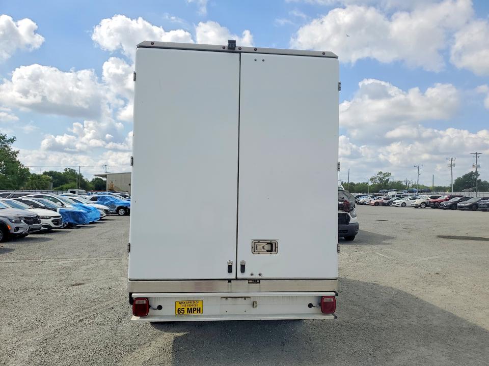 2021 Ford Transit Delivery Truck