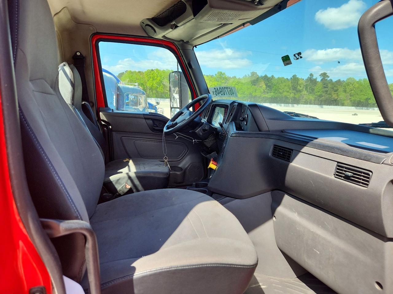 2018 International RH613 Semi Truck