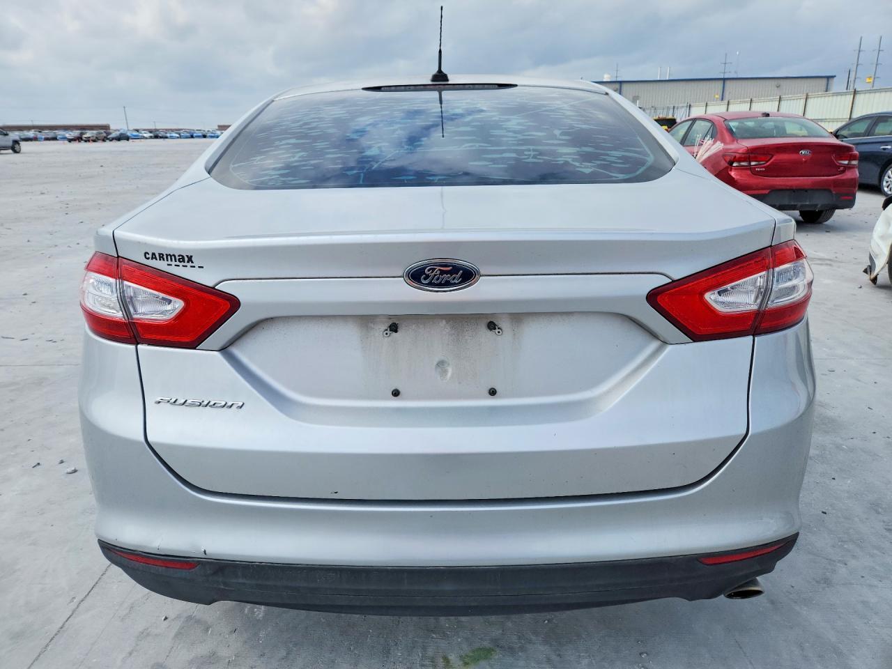 2013 Ford Fusion s