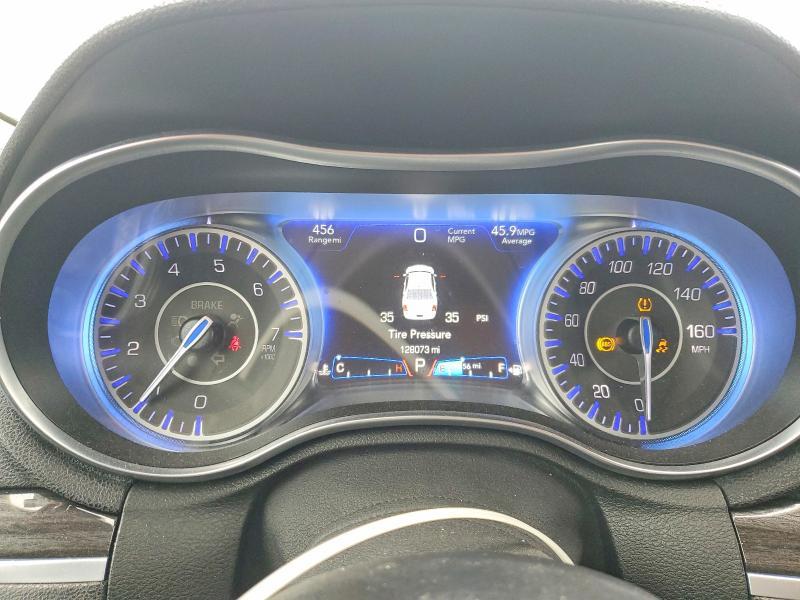 2016 Chrysler 300 Limited