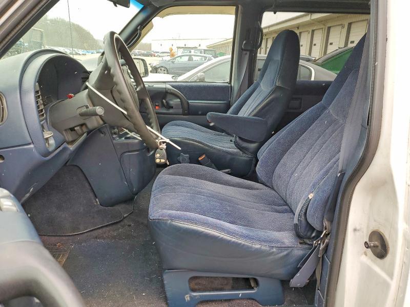 1999 Chevrolet Astro