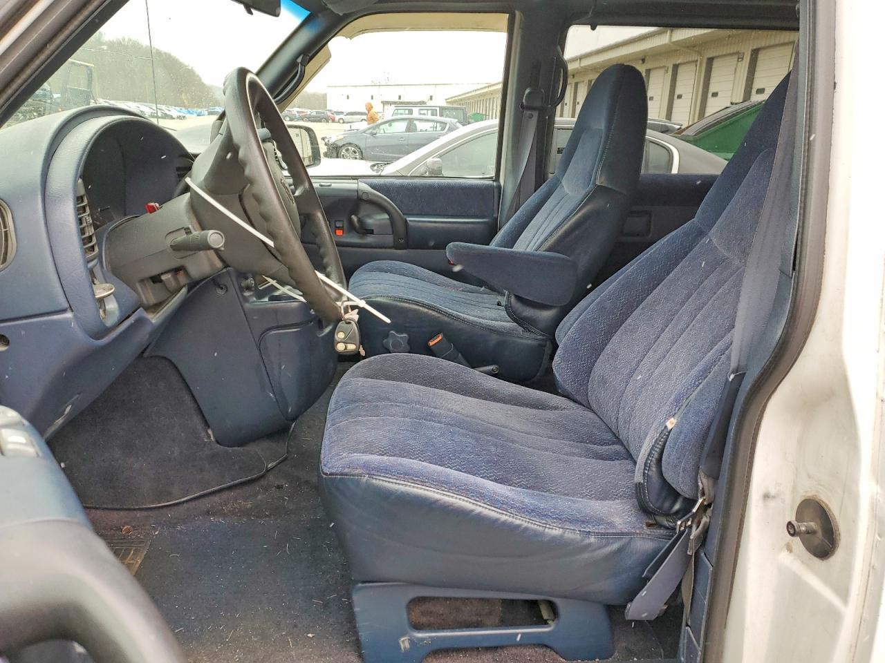 1999 Chevrolet Astro