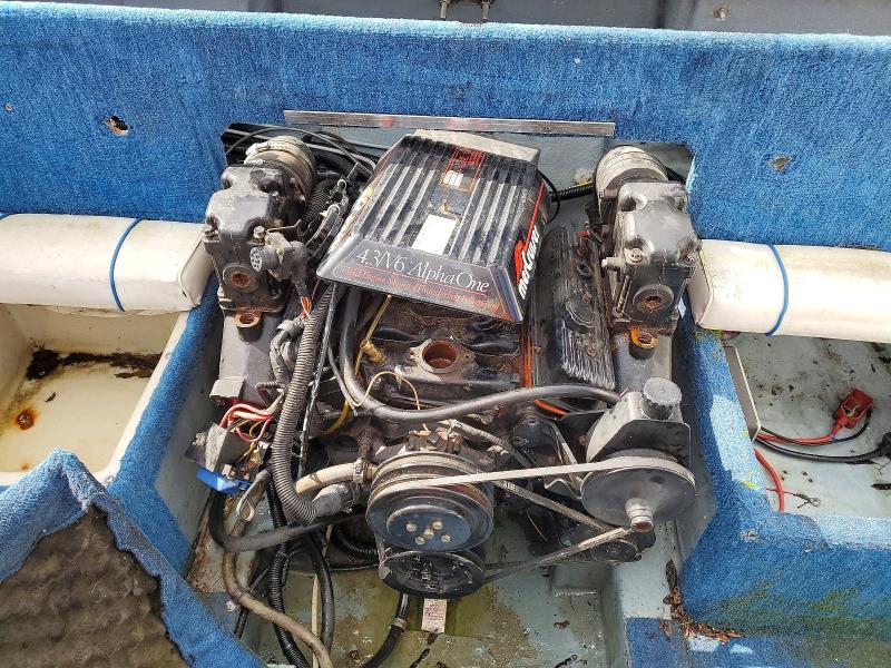 1990 SER 200 BOW Rider-Boat