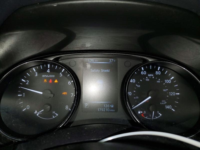 2017 Nissan Rogue sl