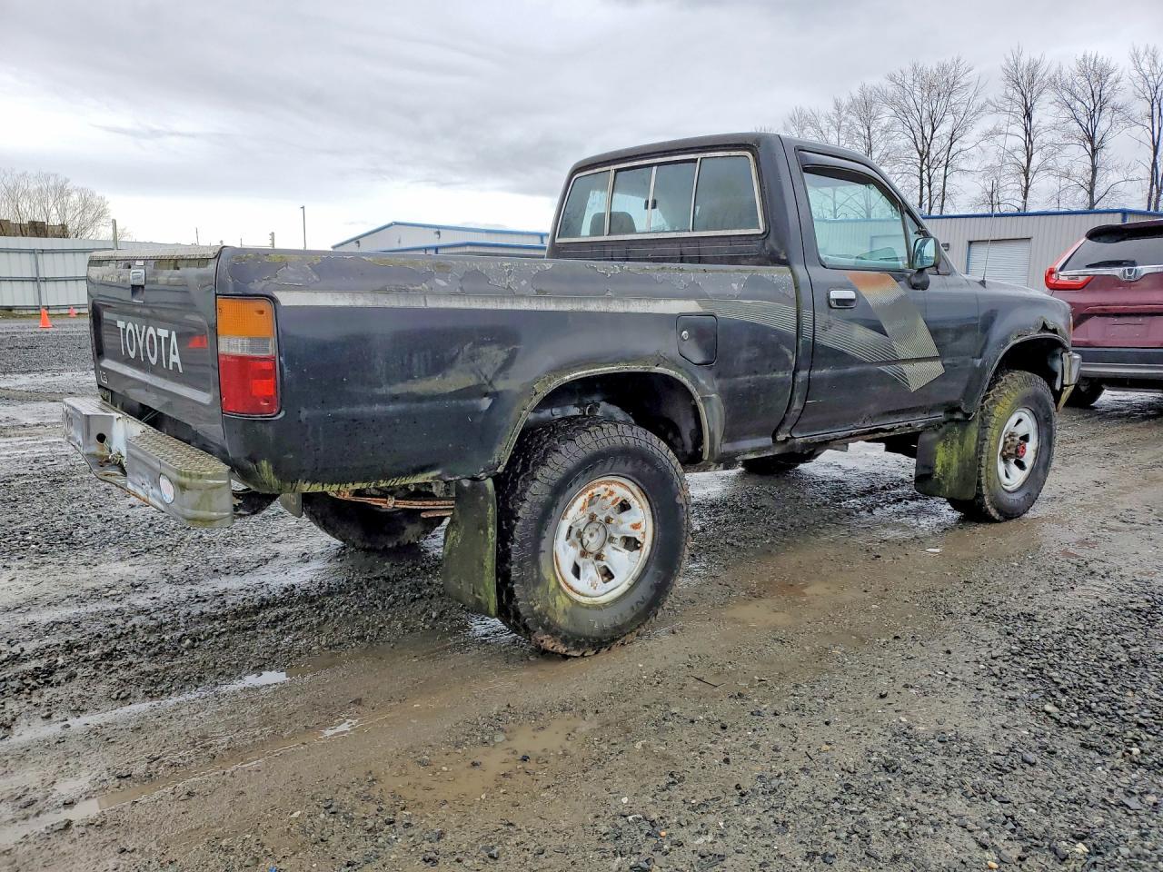 1989 Toyota Pickup Deluxe V6