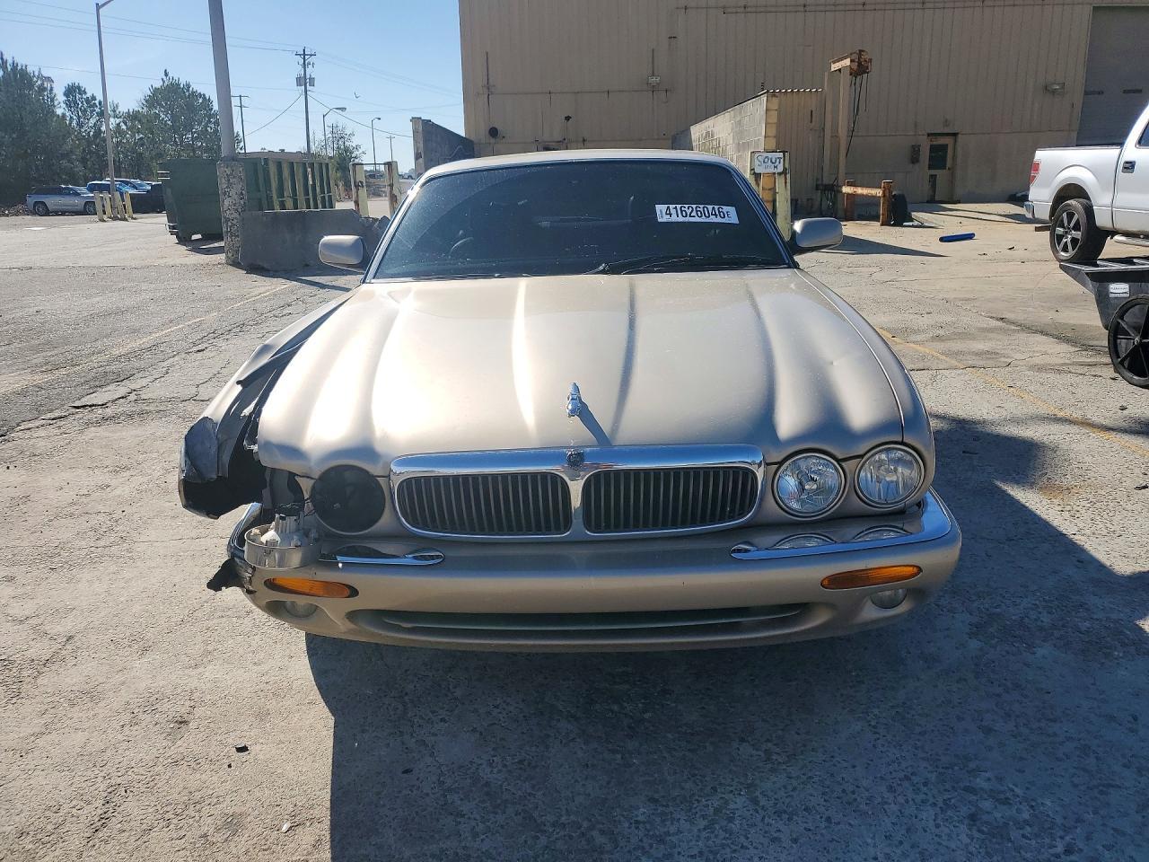 2003 Jaguar XJ8