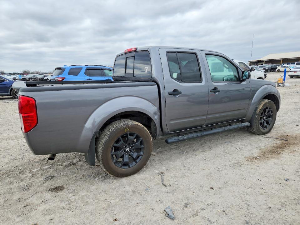 2020 Nissan Frontier s