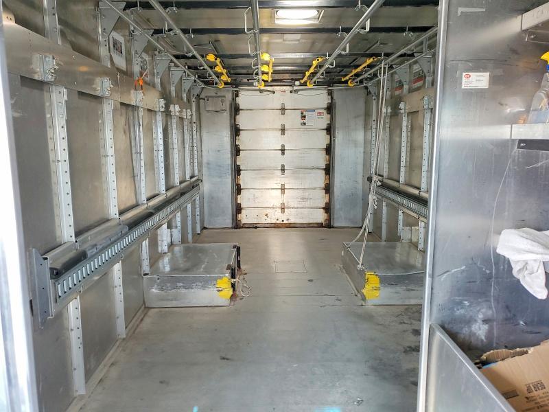 2015 Ford F59 Delivery Truck