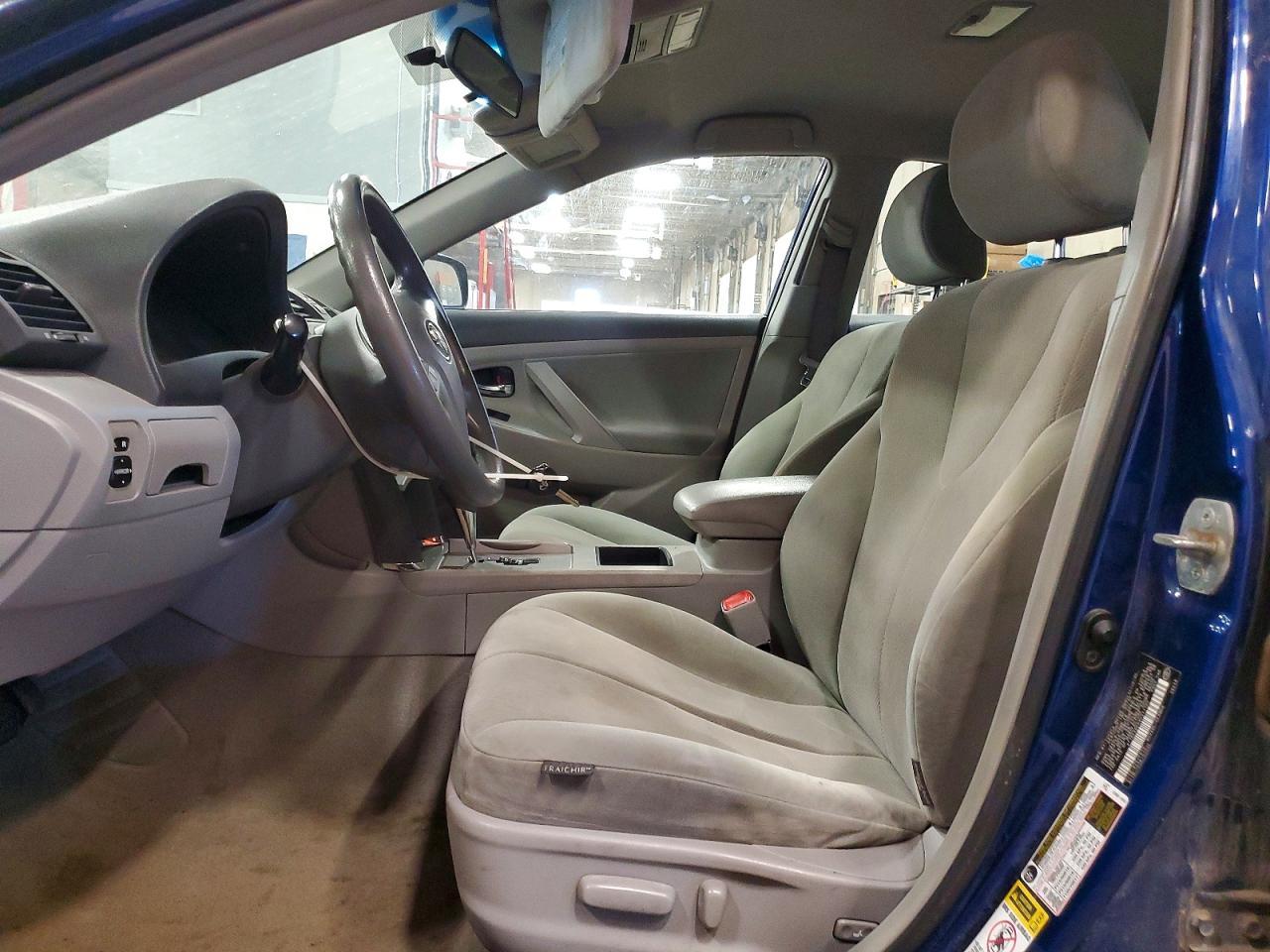 2009 Toyota Camry le