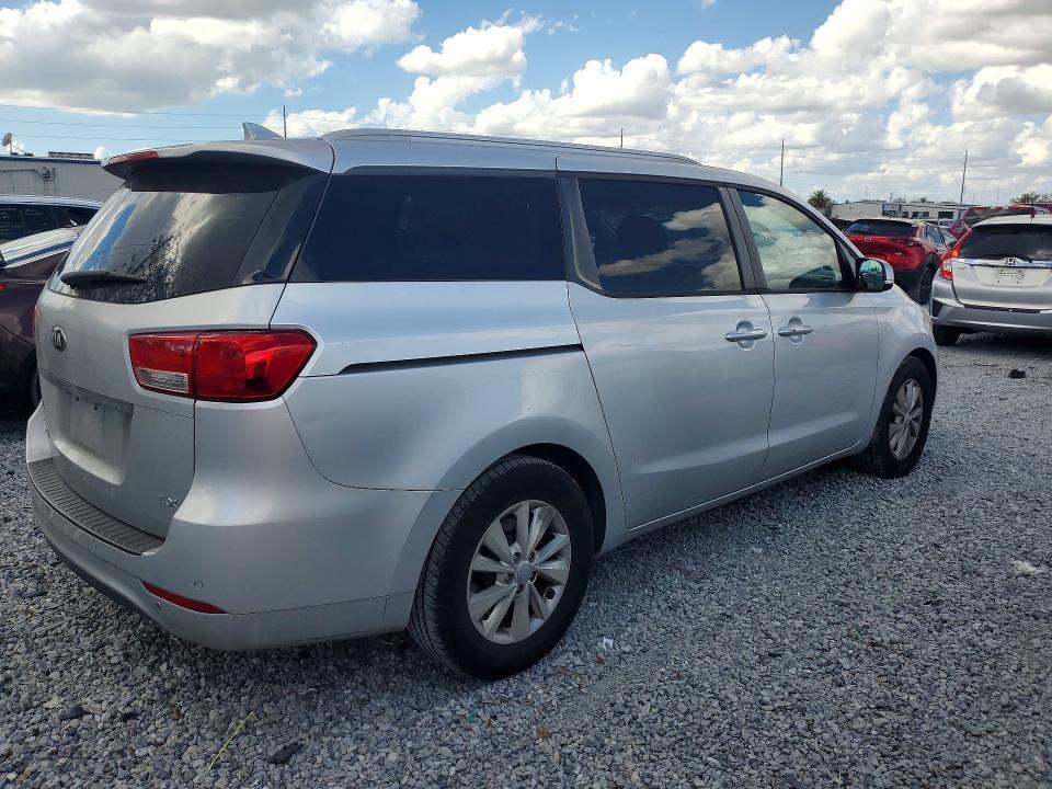 2017 KIA Sedona lx