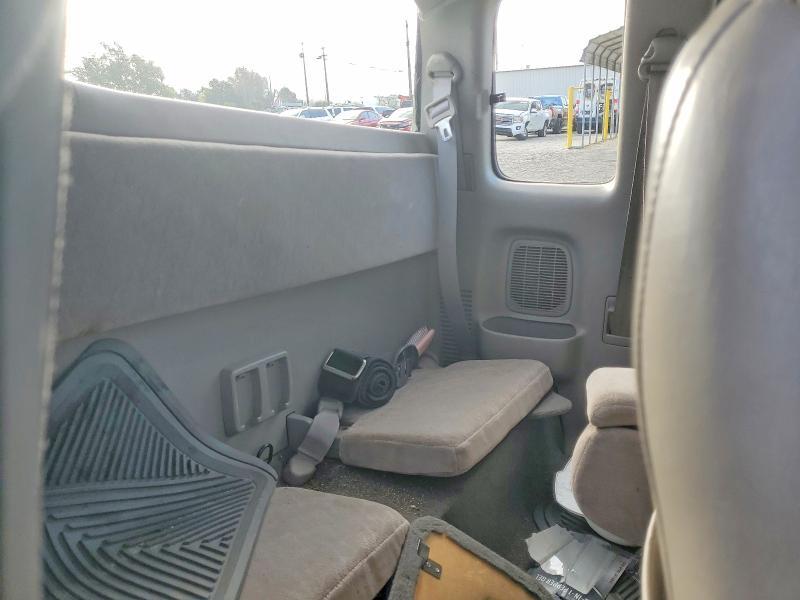 2003 Toyota Tacoma Base