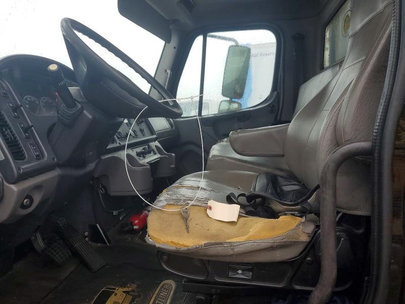 2016 Freightliner Refrigerated box Truck
