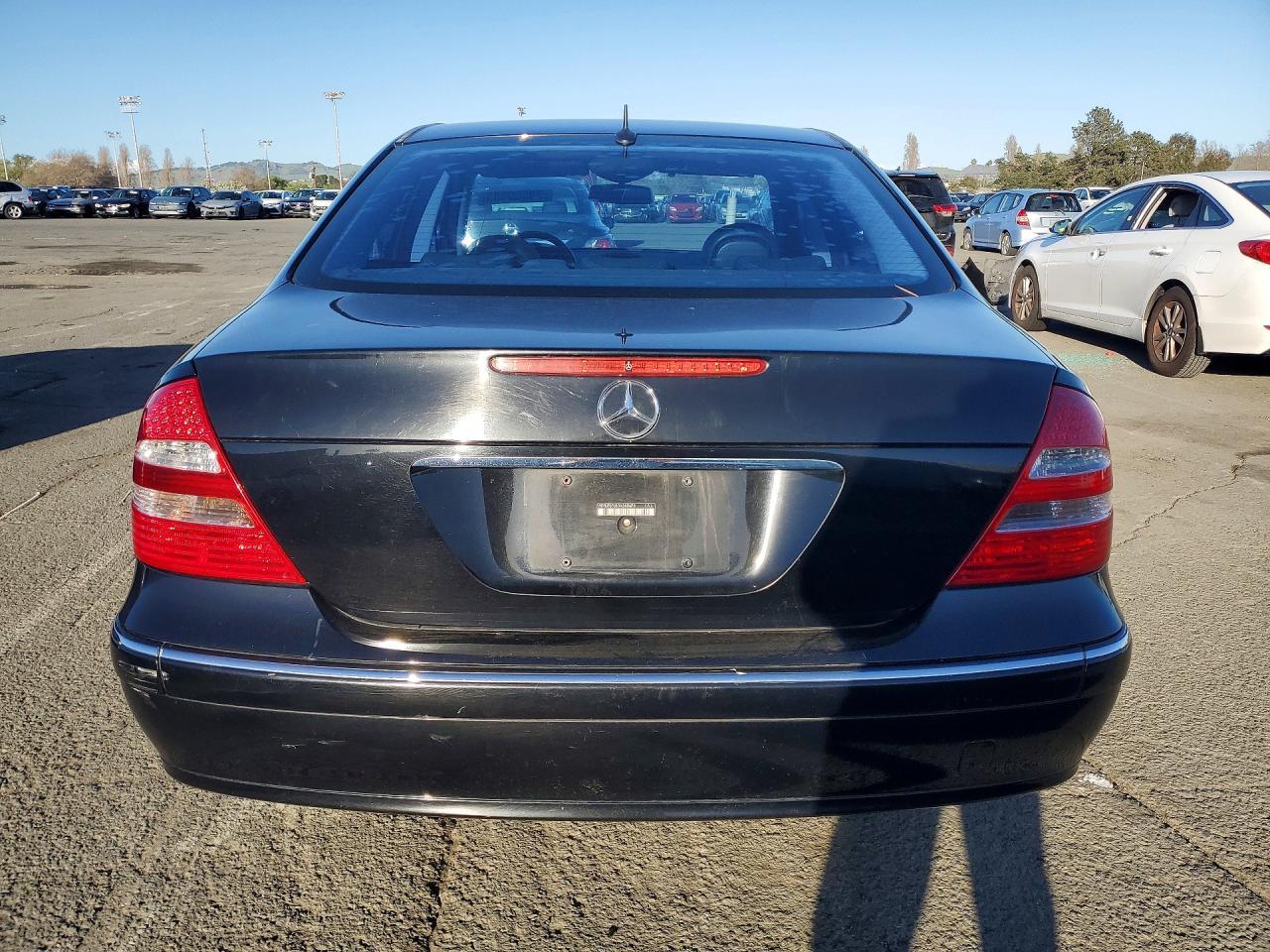 2003 Mercedes-Benz E 320